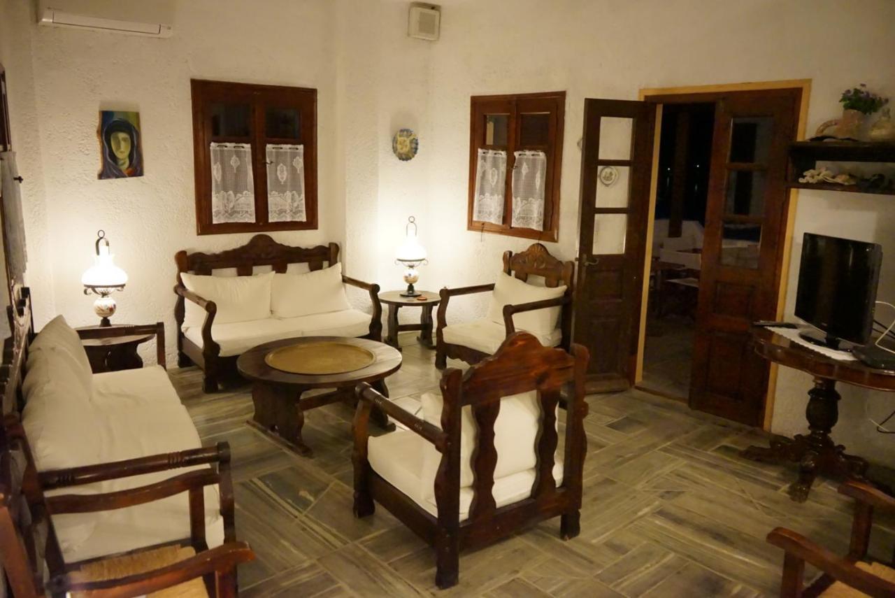 Alexandros Hotel Grikos Bay  外观 照片